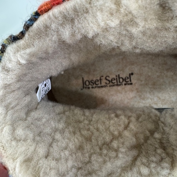 Josef Seibel Women’s Leather Side Zip Chelsea Ankle Boots – Navy with Knit - Picture 9 of 13